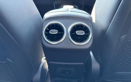 Mercedes-Benz CLA, 2021 год, 2 390 000 рублей, 8 фотография