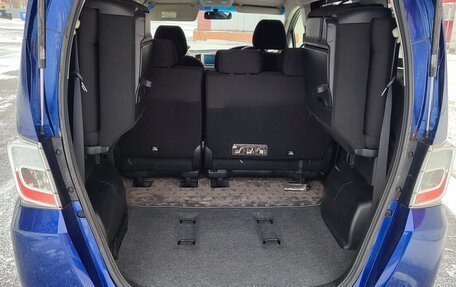 Honda Freed I, 2012 год, 1 090 000 рублей, 5 фотография