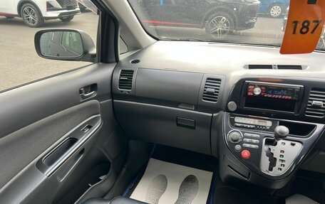 Toyota Wish II, 2004 год, 929 000 рублей, 14 фотография