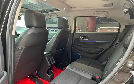 Honda Vezel, 2022 год, 1 400 000 рублей, 8 фотография