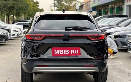 Honda Vezel, 2022 год, 1 400 000 рублей, 5 фотография