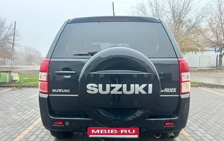 Suzuki Grand Vitara, 2011 год, 850 000 рублей, 3 фотография