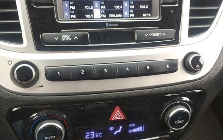 Hyundai Solaris II рестайлинг, 2019 год, 1 450 000 рублей, 5 фотография