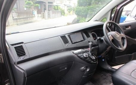 Toyota ISis I, 2012 год, 1 043 000 рублей, 13 фотография