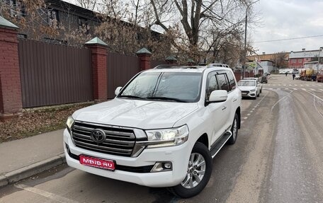 Toyota Land Cruiser 200, 2016 год, 6 500 000 рублей, 1 фотография