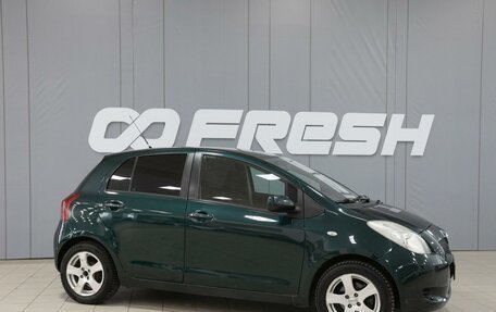 Toyota Yaris III рестайлинг, 2006 год, 550 000 рублей, 1 фотография