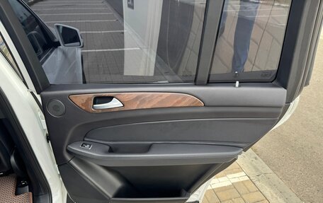 Mercedes-Benz GLS, 2016 год, 3 850 000 рублей, 27 фотография