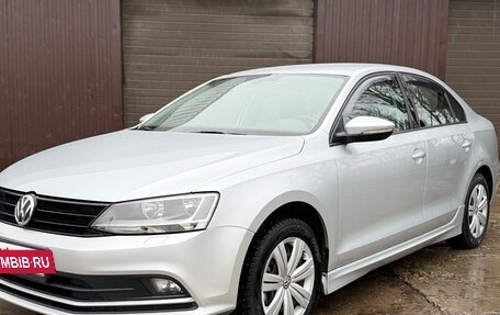 Volkswagen Jetta VI, 2016 год, 1 290 000 рублей, 2 фотография