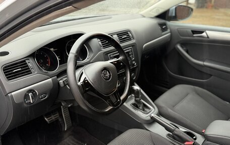 Volkswagen Jetta VI, 2016 год, 1 290 000 рублей, 13 фотография