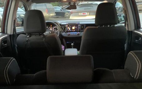 Toyota RAV4, 2018 год, 3 800 000 рублей, 12 фотография