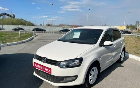 Volkswagen Polo VI (EU Market), 2011 год, 900 000 рублей, 3 фотография
