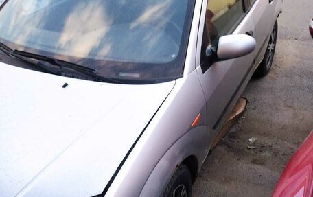 Ford Focus IV, 2000 год, 120 000 рублей, 2 фотография