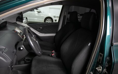 Toyota Yaris III рестайлинг, 2006 год, 550 000 рублей, 7 фотография