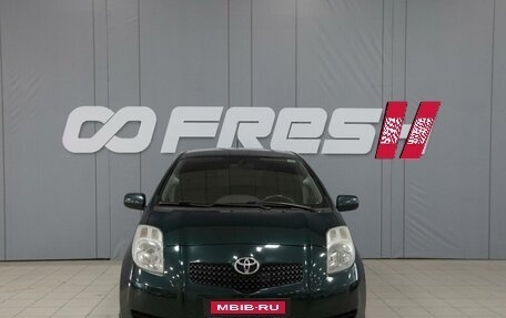 Toyota Yaris III рестайлинг, 2006 год, 550 000 рублей, 3 фотография
