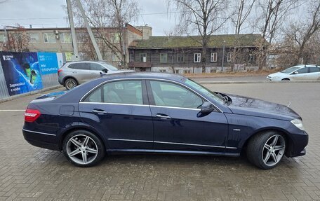 Mercedes-Benz E-Класс, 2011 год, 1 550 000 рублей, 4 фотография