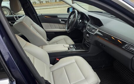 Mercedes-Benz E-Класс, 2011 год, 1 550 000 рублей, 12 фотография