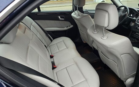 Mercedes-Benz E-Класс, 2011 год, 1 550 000 рублей, 15 фотография