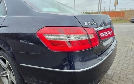 Mercedes-Benz E-Класс, 2011 год, 1 550 000 рублей, 9 фотография
