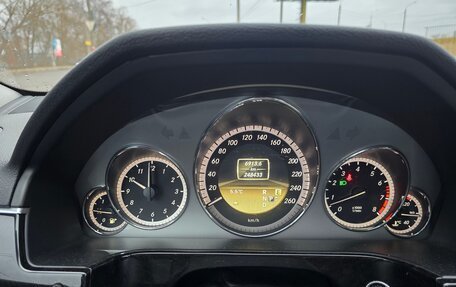 Mercedes-Benz E-Класс, 2011 год, 1 550 000 рублей, 23 фотография