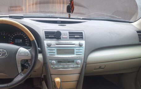 Toyota Camry, 2006 год, 990 000 рублей, 7 фотография