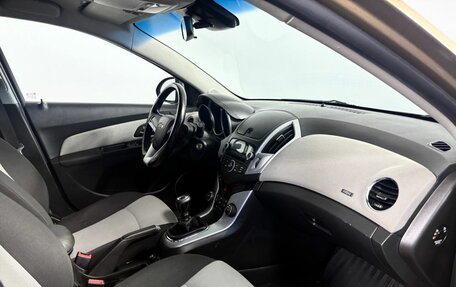 Chevrolet Cruze II, 2013 год, 930 000 рублей, 13 фотография