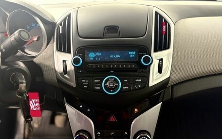 Chevrolet Cruze II, 2013 год, 930 000 рублей, 14 фотография