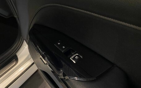 KIA K5, 2020 год, 2 740 000 рублей, 28 фотография