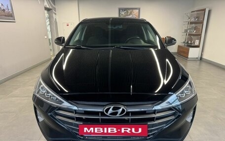 Hyundai Elantra VI рестайлинг, 2019 год, 1 649 000 рублей, 2 фотография