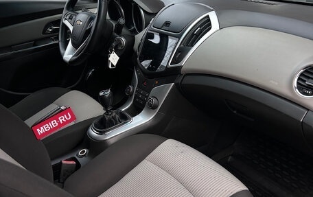 Chevrolet Cruze II, 2013 год, 820 000 рублей, 12 фотография