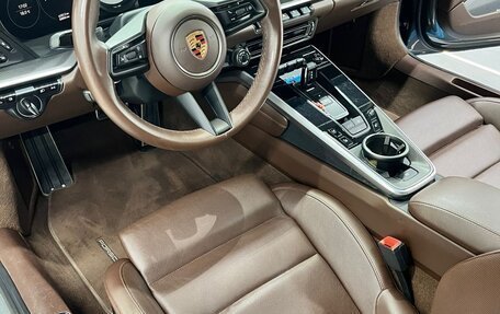 Porsche 911, 2019 год, 13 000 000 рублей, 8 фотография