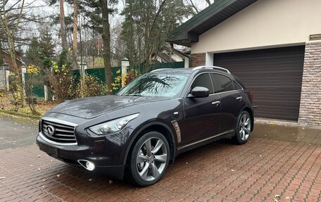 Infiniti FX II, 2010 год, 1 620 000 рублей, 14 фотография