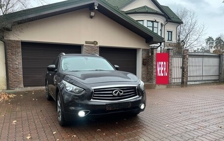 Infiniti FX II, 2010 год, 1 620 000 рублей, 6 фотография