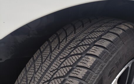 Toyota Yaris III рестайлинг, 2019 год, 1 600 000 рублей, 18 фотография