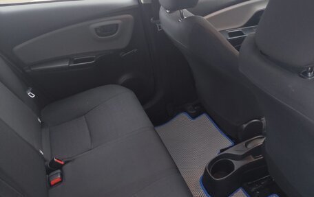 Toyota Yaris III рестайлинг, 2019 год, 1 600 000 рублей, 16 фотография