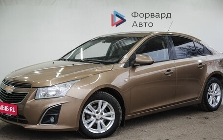 Chevrolet Cruze II, 2013 год, 880 000 рублей, 2 фотография