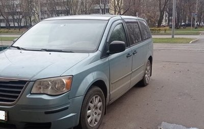Chrysler Town & Country V рестайлинг, 2007 год, 750 000 рублей, 1 фотография