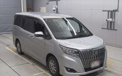 Toyota Esquire I, 2017 год, 1 940 000 рублей, 1 фотография