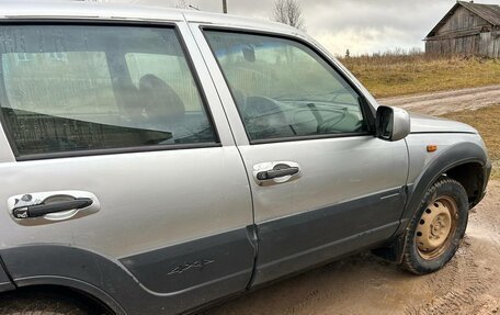 Chevrolet Niva I рестайлинг, 2007 год, 208 000 рублей, 2 фотография