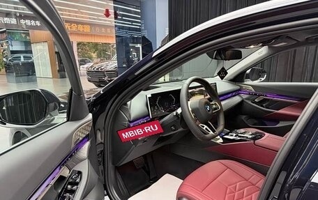 BMW 5 серия, 2025 год, 7 300 000 рублей, 12 фотография