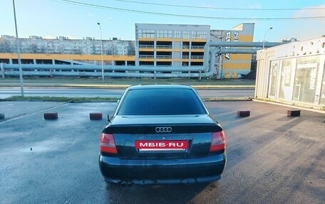 Audi A4, 2000 год, 350 000 рублей, 6 фотография
