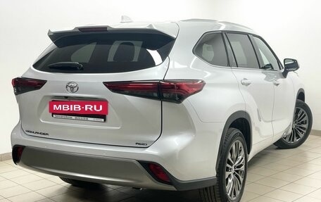 Toyota Highlander, 2025 год, 6 260 000 рублей, 4 фотография