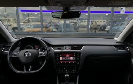 Skoda Octavia, 2018 год, 1 799 000 рублей, 11 фотография