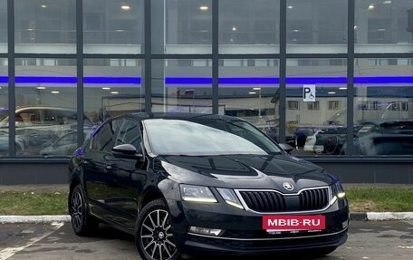 Skoda Octavia, 2018 год, 1 799 000 рублей, 3 фотография