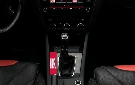 Skoda Octavia, 2018 год, 1 799 000 рублей, 13 фотография