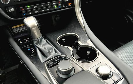 Lexus NX I, 2019 год, 4 500 000 рублей, 19 фотография