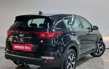 KIA Sportage IV рестайлинг, 2020 год, 2 390 000 рублей, 5 фотография