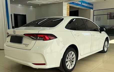 Toyota Corolla, 2022 год, 1 100 000 рублей, 6 фотография