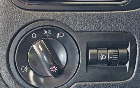 Volkswagen Polo VI (EU Market), 2012 год, 780 000 рублей, 11 фотография