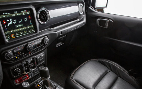 Jeep Wrangler, 2023 год, 11 298 000 рублей, 16 фотография