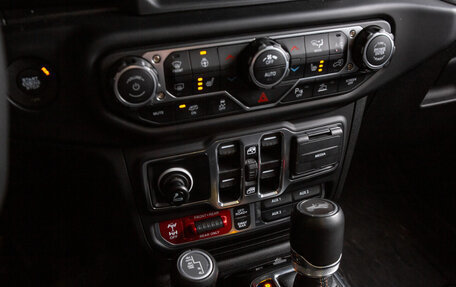 Jeep Wrangler, 2023 год, 11 298 000 рублей, 15 фотография